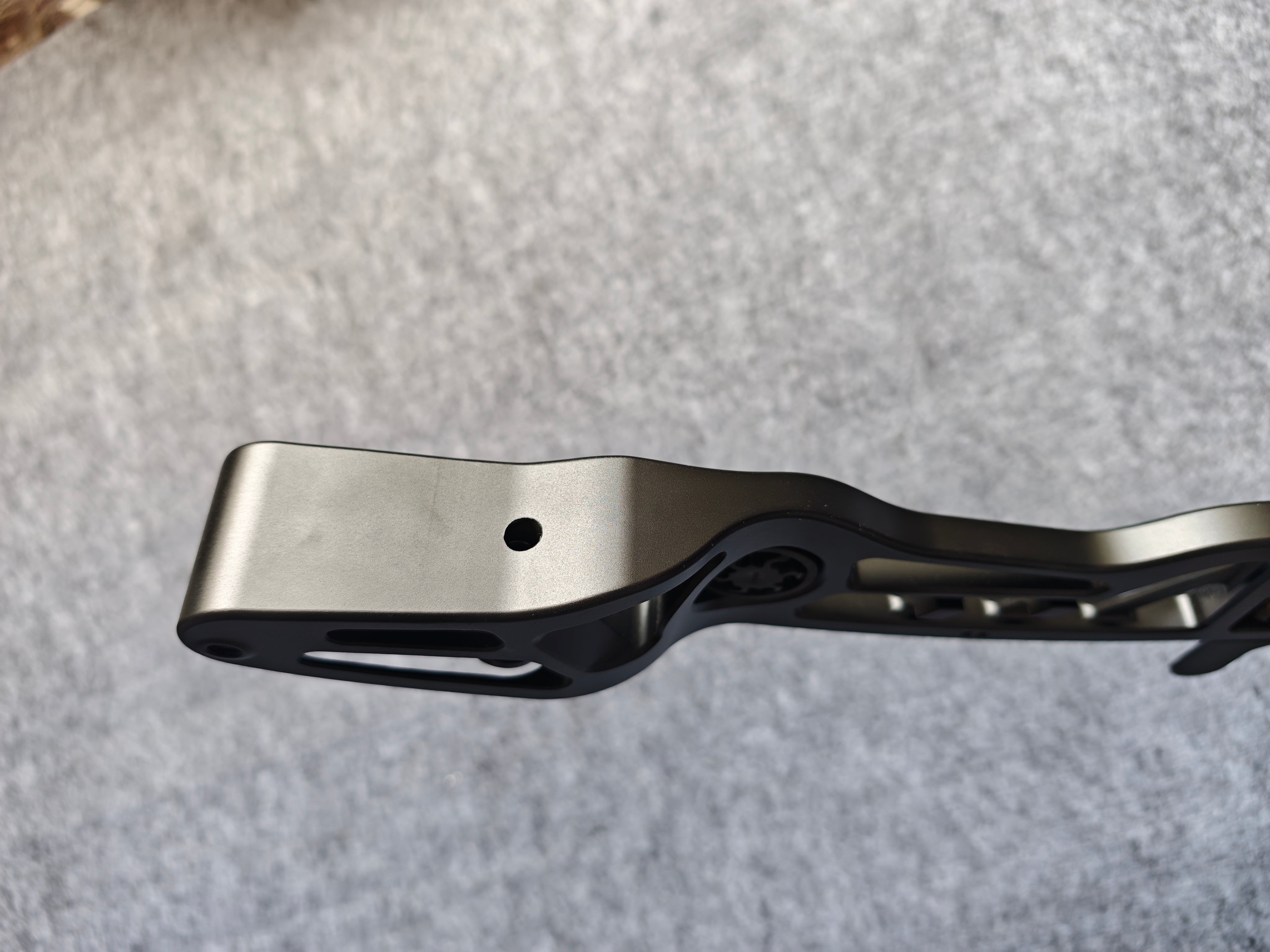 25”Black Panther riser - right hand