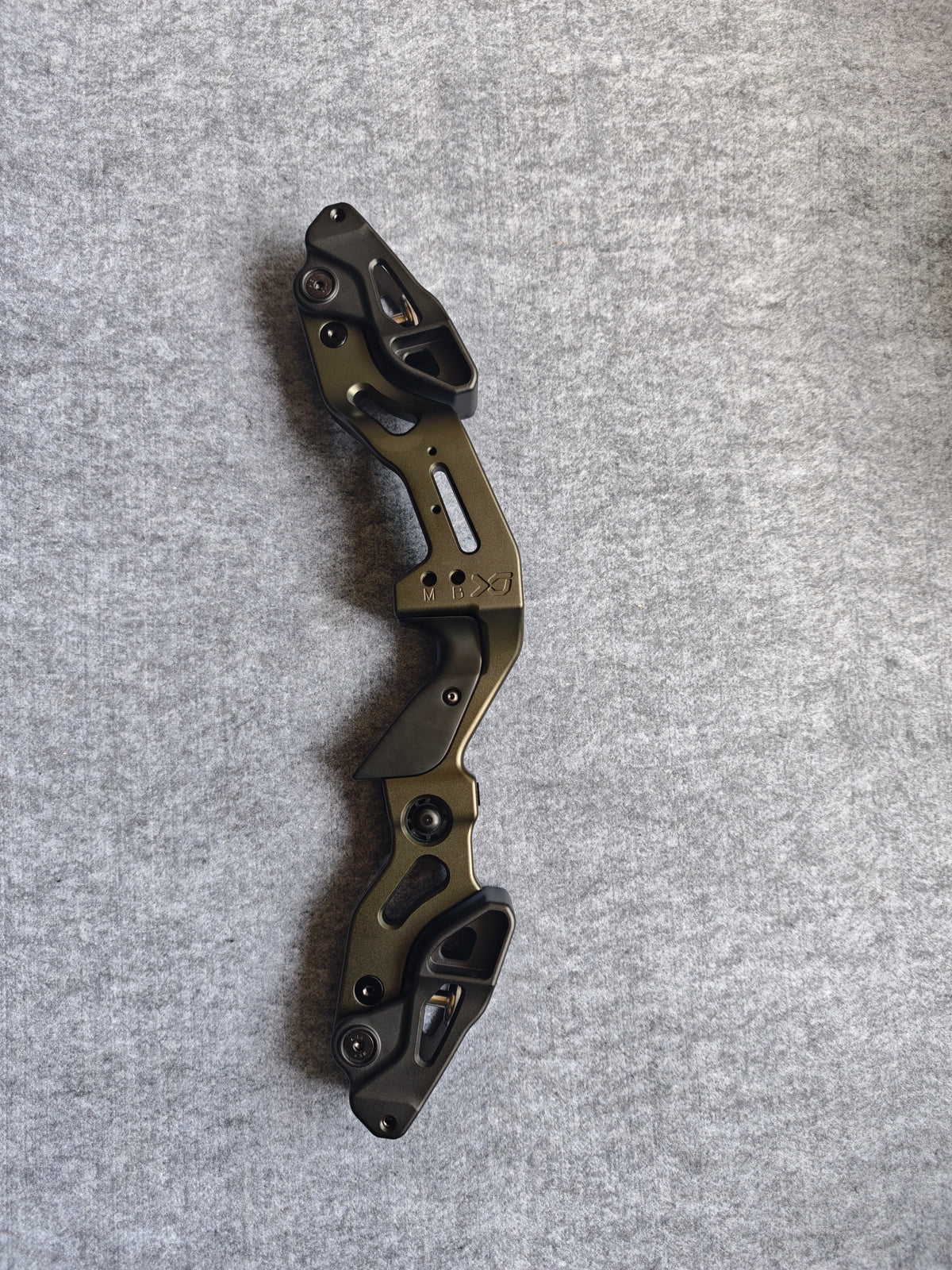 21” Big Bull Hunting Bow riser